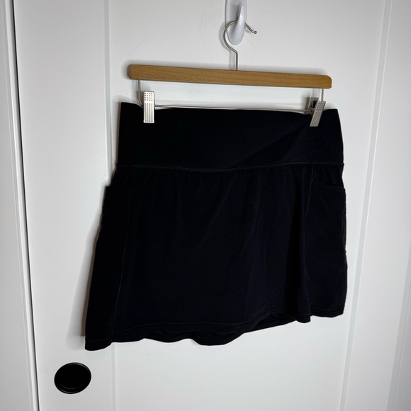 Athleta Salutation Stash Pocket 14.5” Skort Black Athletic Skirt Size Large - Picture 2 of 8